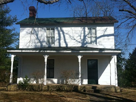 2nd image of 163 Glen Crest Farm Ln