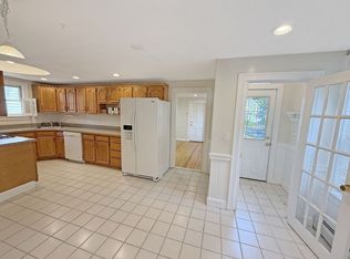 52 Littleton Rd #1, Chelmsford, MA 01824