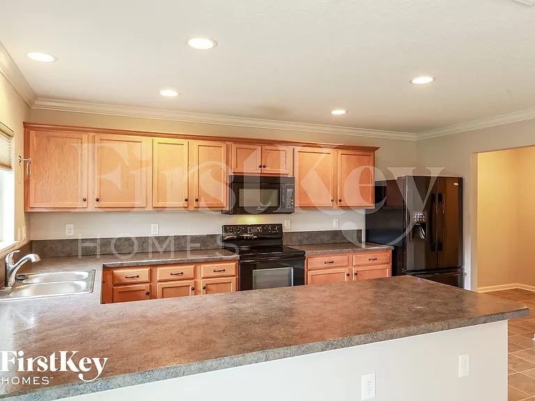208 Straw Pond Way — Photo 6