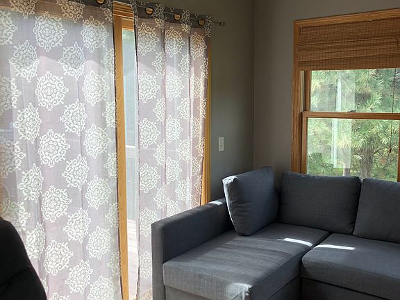 2nd image of 2069 Cynthia Ln