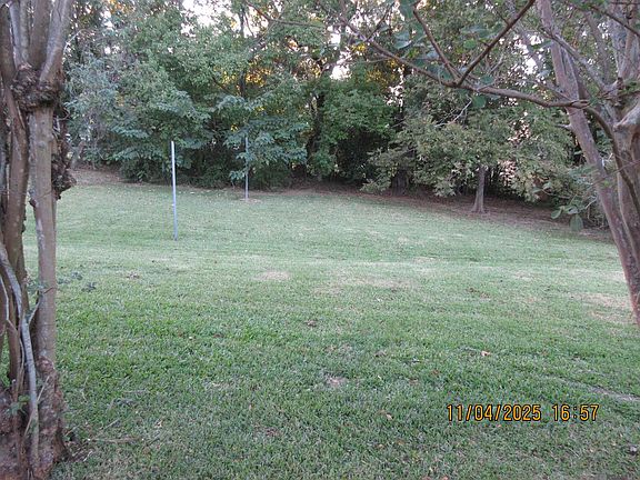 5th image of 1997 Christian St