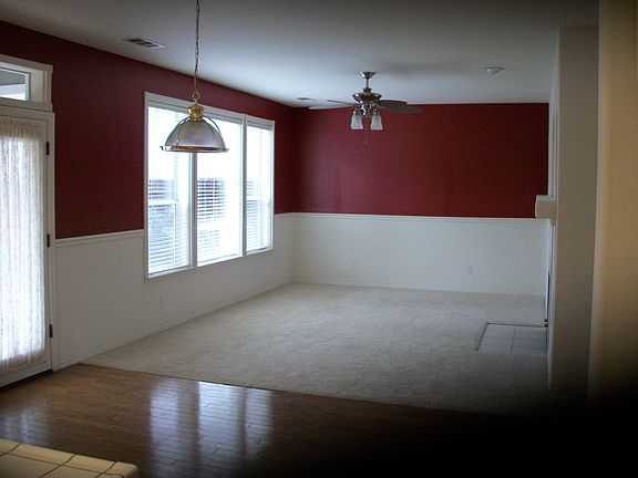 5th image of 1051 E Monticello Cir