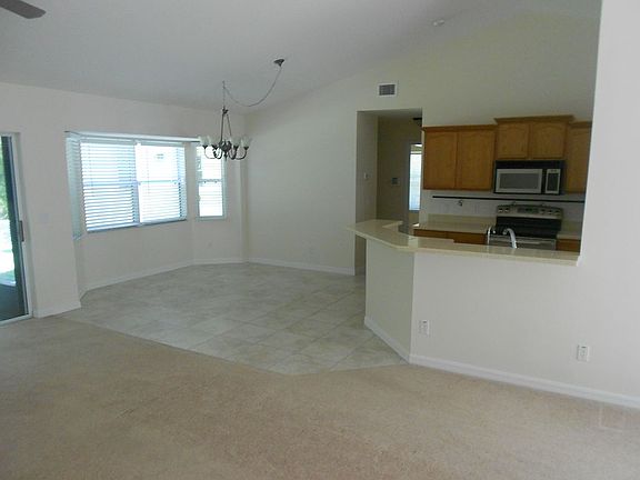 2nd image of 4879 N Highland Park Dr
