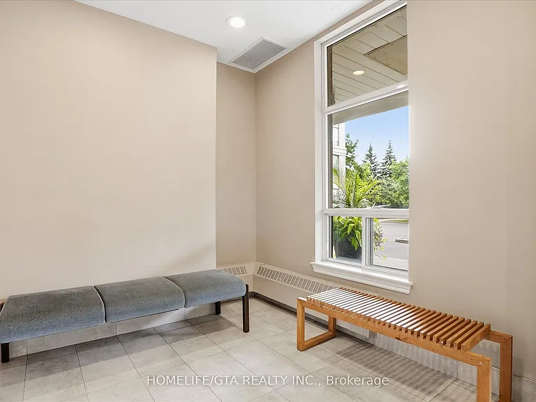 1720 Eglinton Ave E #821 — Photo 7