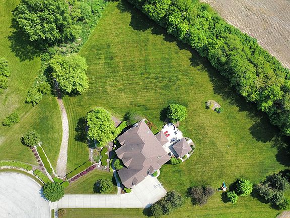 4th image of 18545 S Marilynn Ct