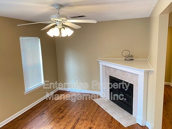 4th image of 7162 Charlton Way