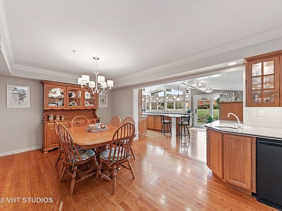 4th image of 1212 E Vargo Ln