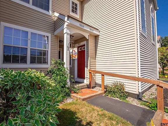2nd image of 5207 Forest Point Dr S