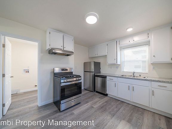 5th image of 4729 W 152nd St