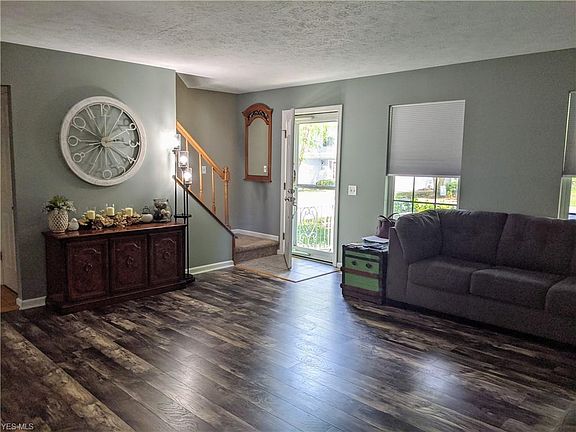 4th image of 3321 Brookside Ln
