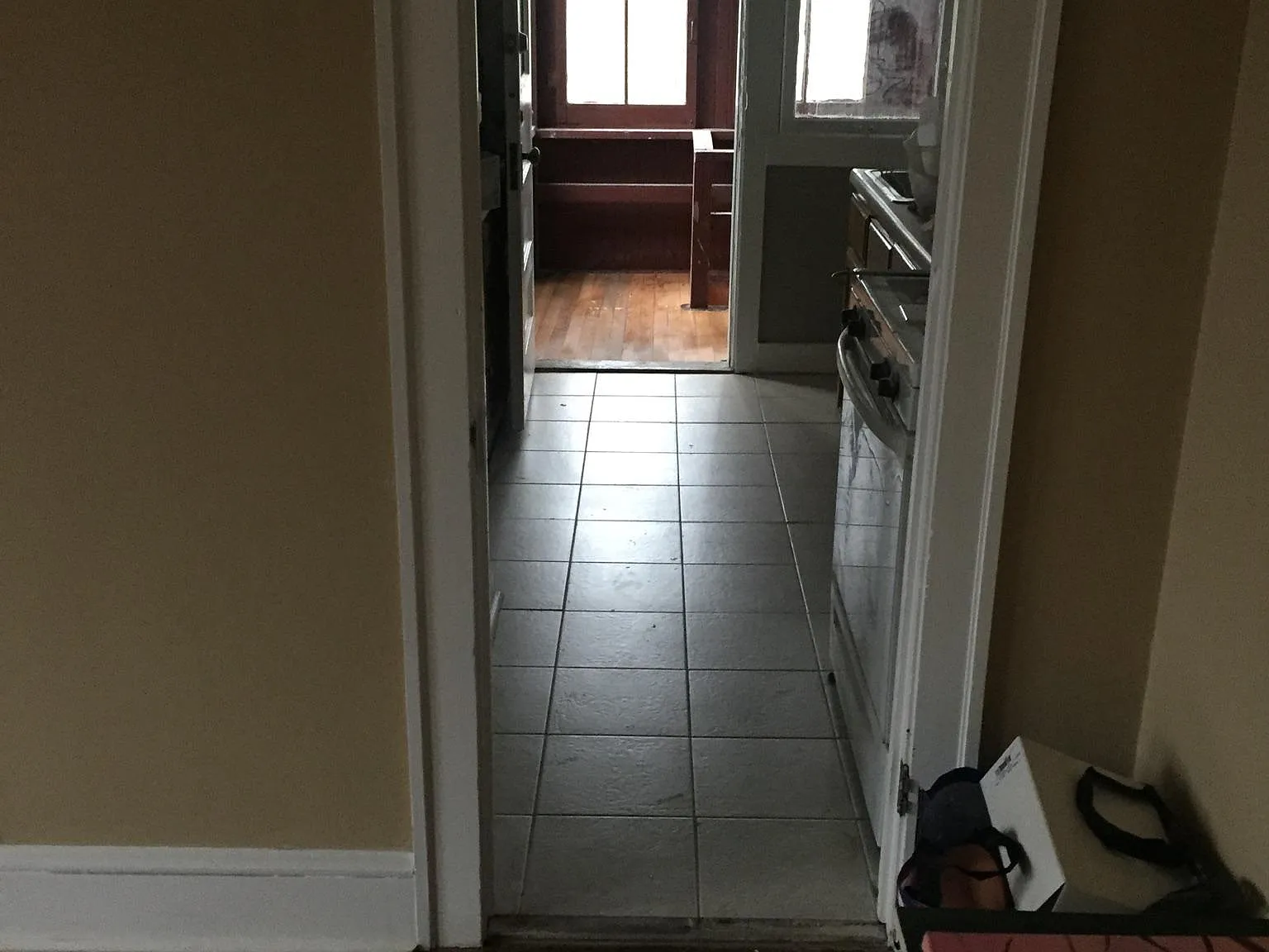 2 bed, 900 sqft, $1,400 — Photo 2