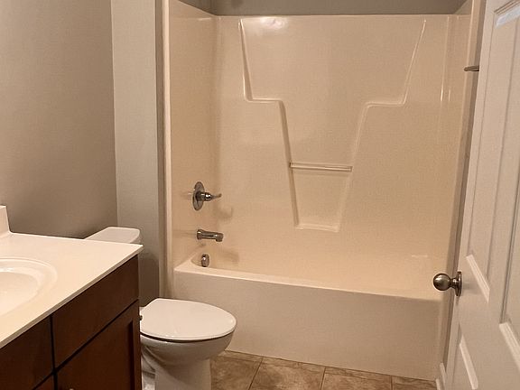3rd image of 200-500 Holly Pines Dr #230