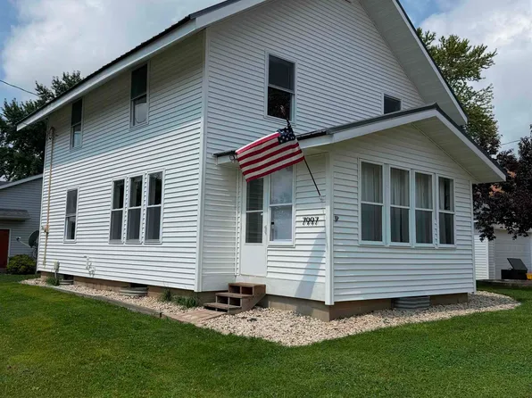 S7997 S Maple Park Rd #15, Prairie Du Sac, WI 53578