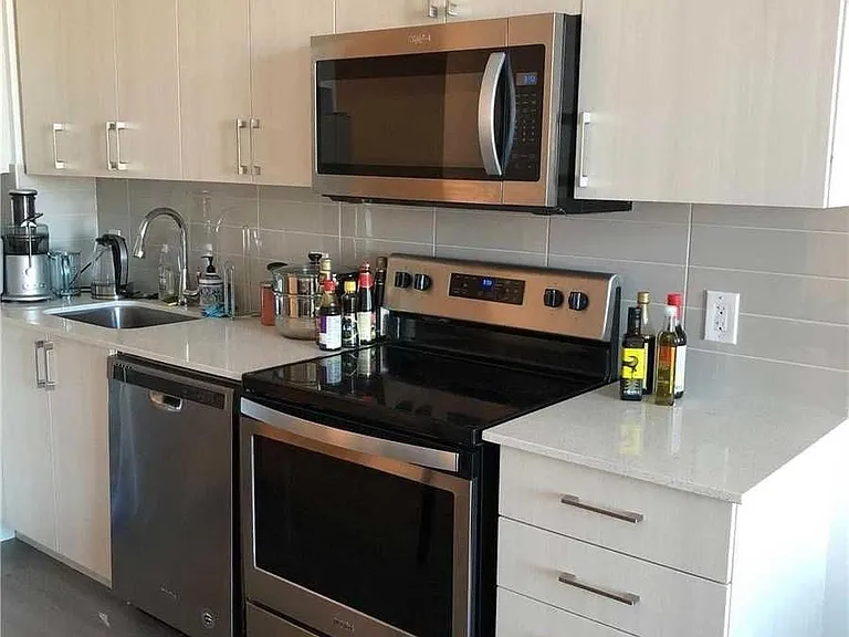 591 Sheppard Ave E #728 — Photo 4