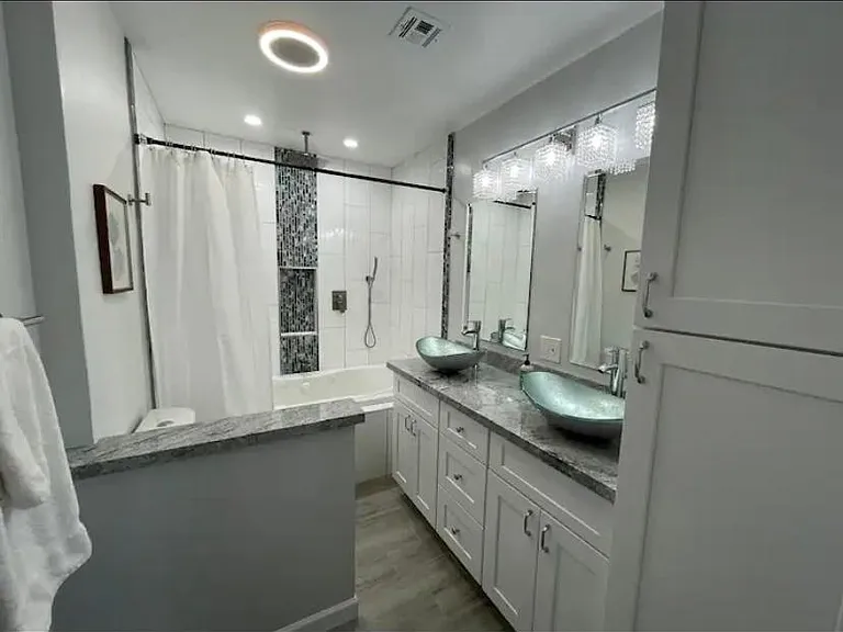1209 E Campus Dr — Photo 13