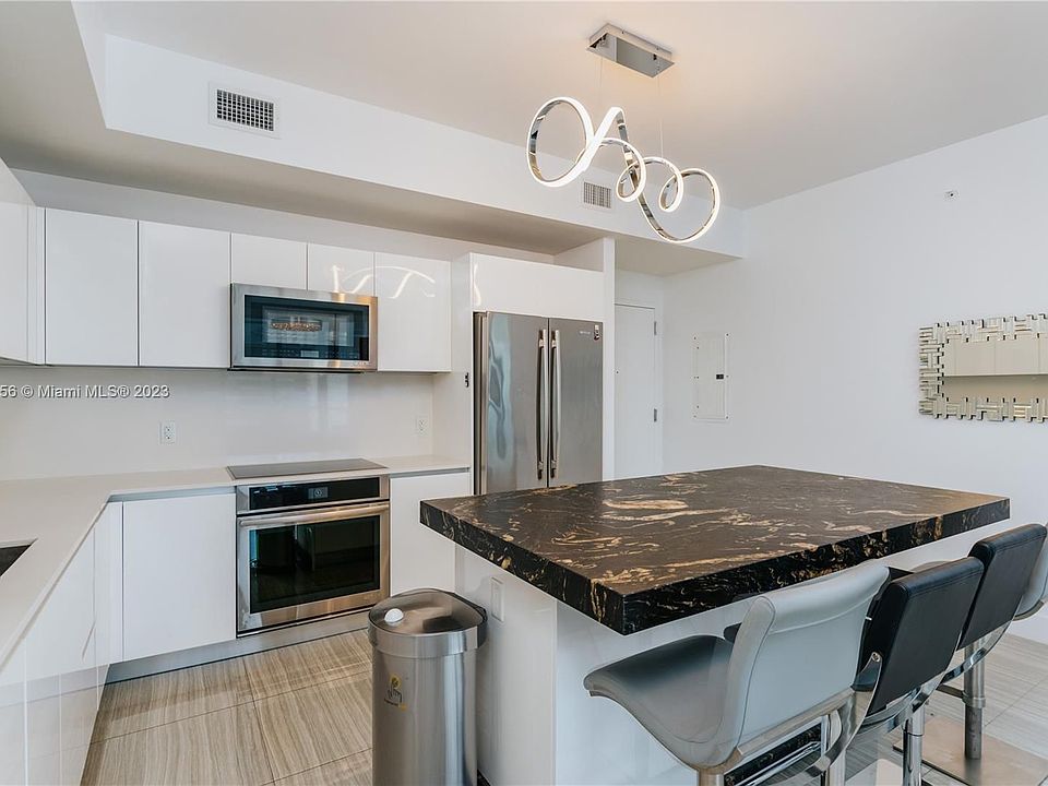1st image of 2960 NE 207th St Unit 605