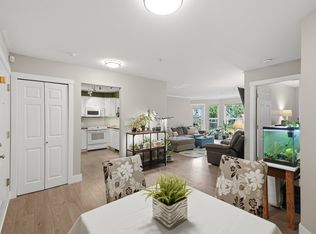 6557 121st St #101, Surrey, BC V3W1E7