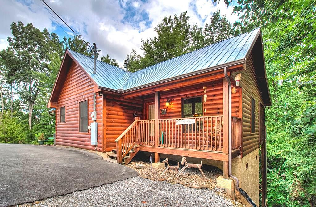 1229 Annes Rd, Gatlinburg, TN 37738 | Zillow