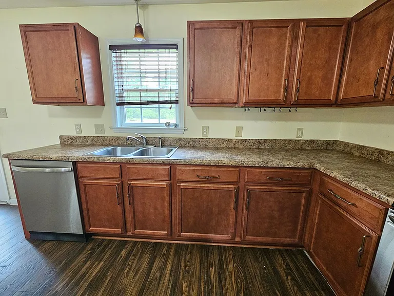 307 Big Tree Ln — Photo 7
