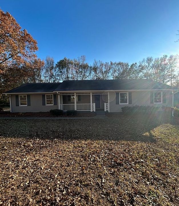 1st image of 190 Winston Dr
