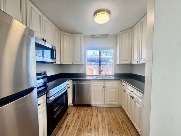 27 Madrid Ln