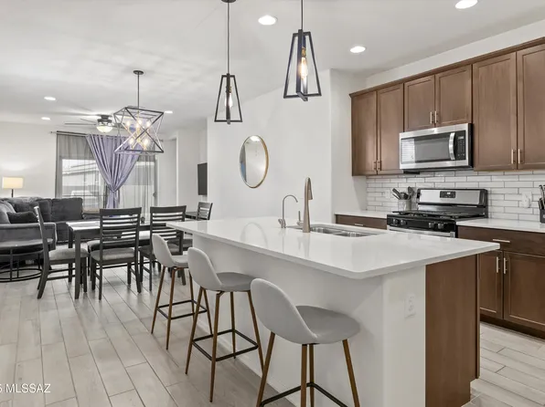 10718 W Golson Dr, Marana, AZ 85653