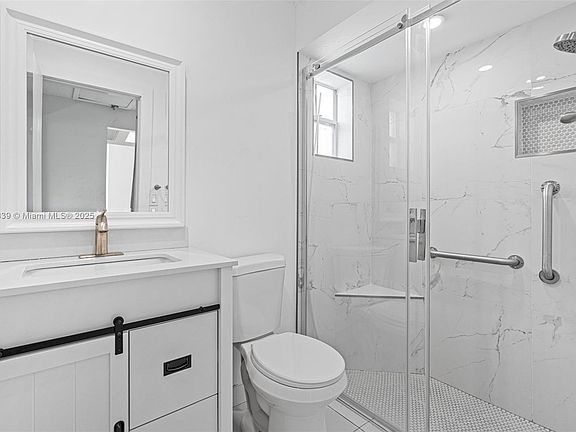5th image of 9917 W Elm Ln