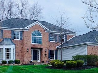 17832 Monterey Pine Dr, Strongsville, OH 44136