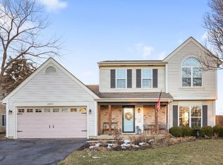 1409 Eddy Ln, Lake Zurich, IL 60047