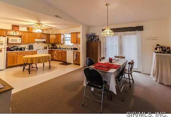 5th image of 207 McClure Ave