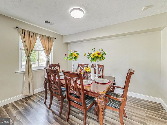 5th image of 3860 Havenwood Pl Suite E