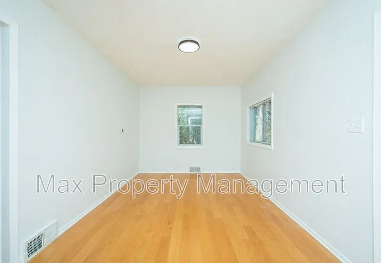 3830 51st St — Photo 17
