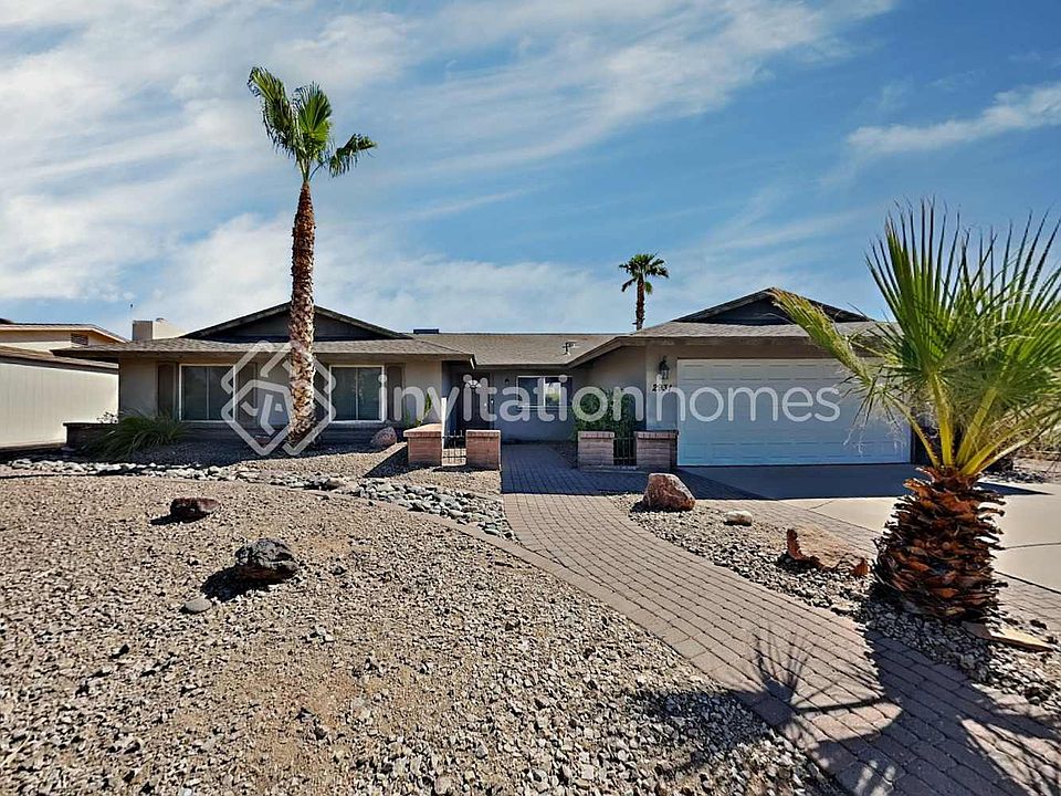 1st image of 2931 S Las Palmas