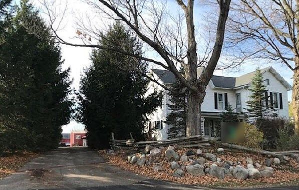 2nd image of 3750 Herd Rd
