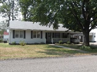 20 Nelms Ave, Centralia, IL 62801