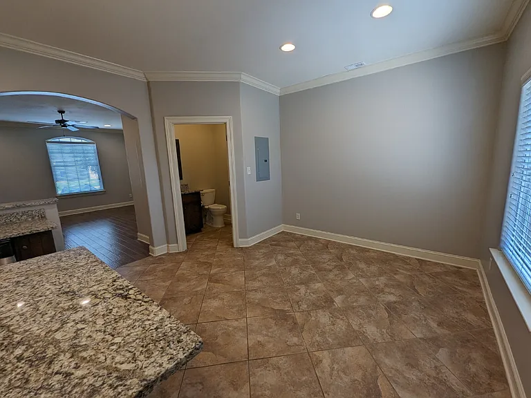 2495 Old Taylor Rd #906 — Photo 14