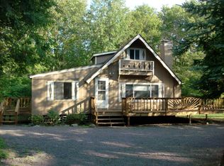 21-111-5 Bushkill Dr, Pocono Lake, PA 18347