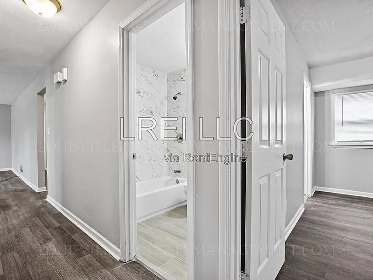 9410 Michael Edward Dr — Photo 8