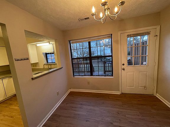 4th image of 1686 Skiffes Blvd
