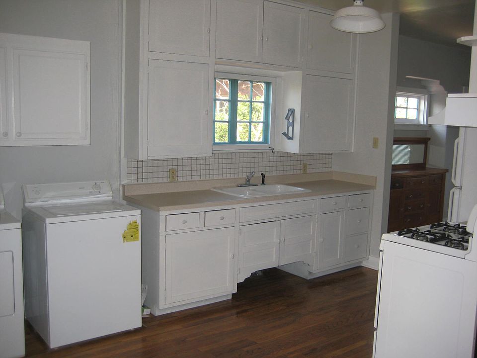 2nd image of 2514 N 8th St