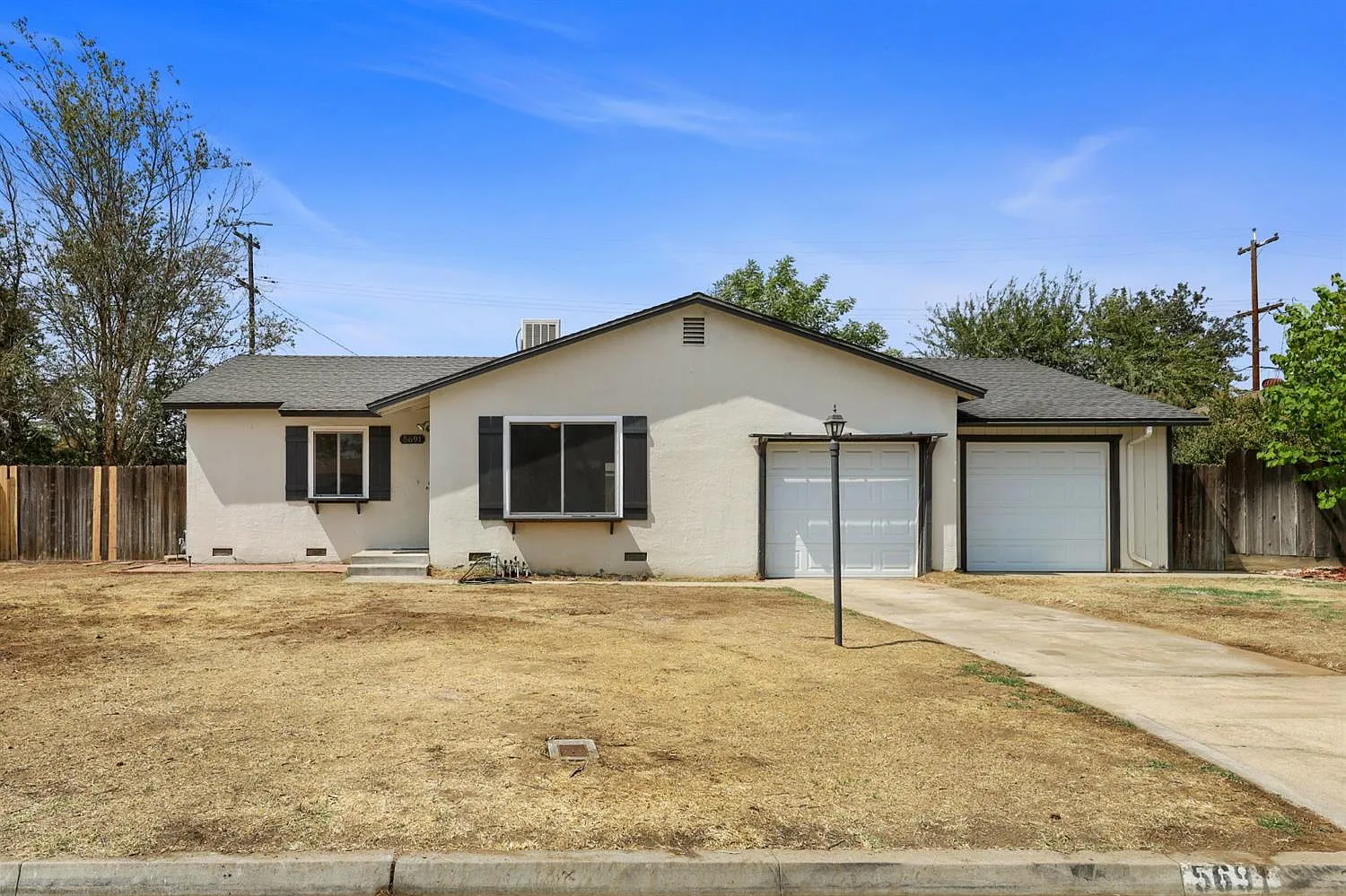 5691 E Buckingham Way photo 1