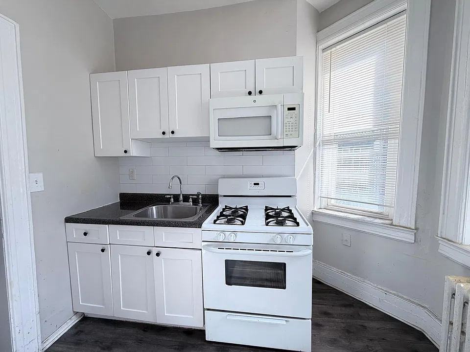 268 Palisade Ave #4IE
