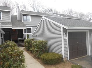 2107 Mill Pond Dr, South Windsor, CT 06074