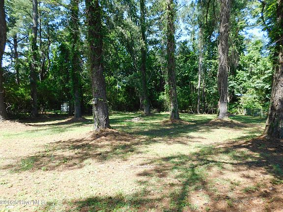 2nd image of 4004 Brandywine Dr #4004