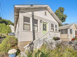 42 Warren St, Milford, CT 06460