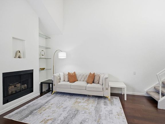 2nd image of 2732 Buena View Ct