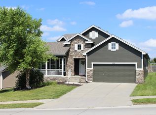 613 S 180th Ave, Elkhorn, NE 68022