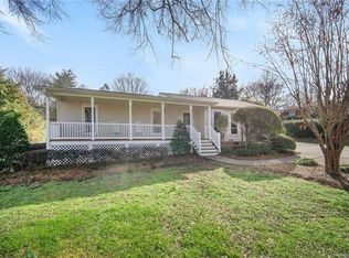 6407 Cumberland Dr, Harrisburg, NC 28075