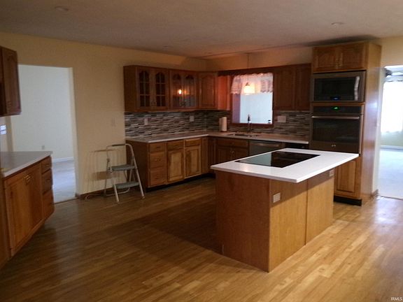 4th image of 416 Lenora Lee Dr