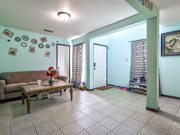 5th image of 8934 Benning Dr